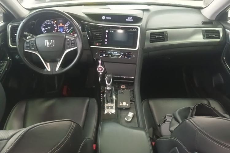 Used Honda Spirior 2015 2.4L Prestige Edition Center Console