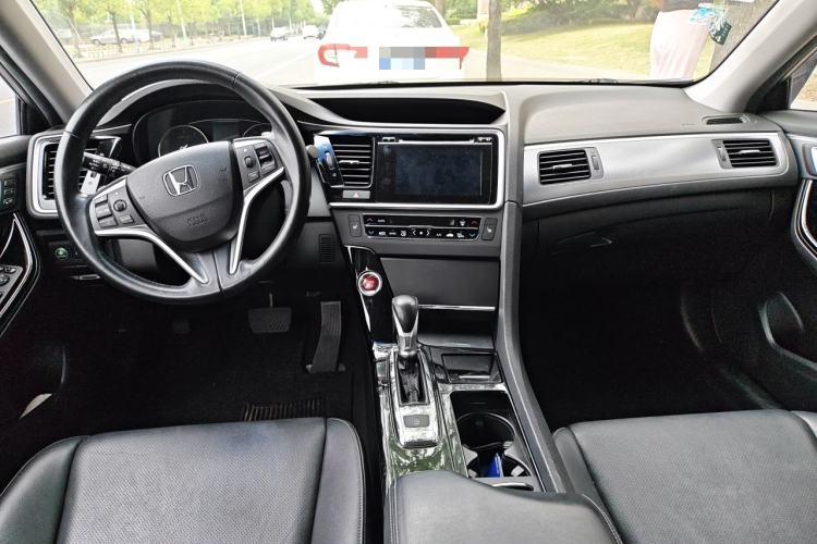 Used Honda Spirior 2015 2.4L Prestige Edition Center Console