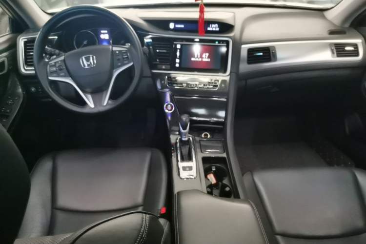Used Honda Spirior 2015 2.4L Prestige Edition Center Console