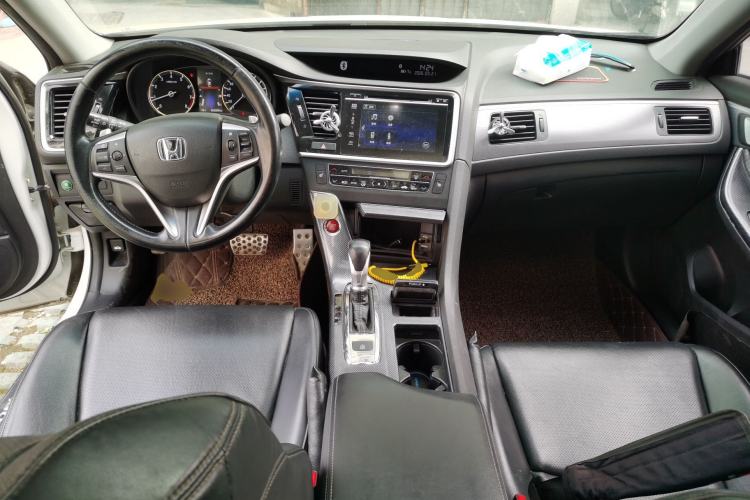Used Honda Spirior 2015 2.4L Prestige Edition Center Console