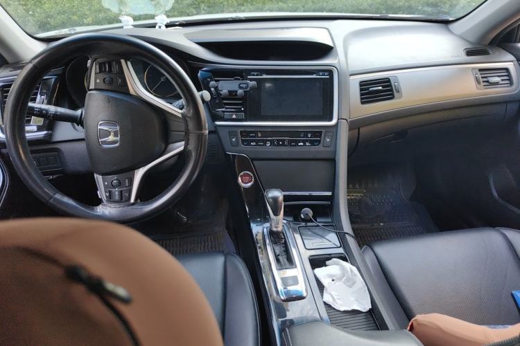 Used Honda Spirior 2015 2.0L Collector's Edition Center Console