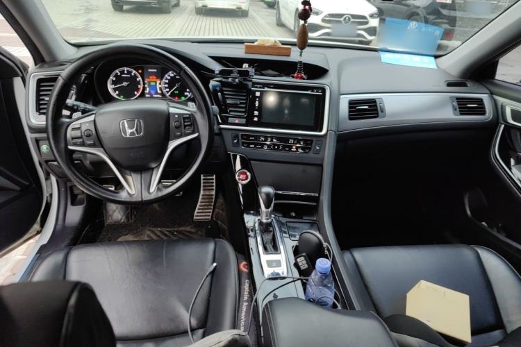 Used Honda Spirior 2015 2.4L Prestige Edition Center Console