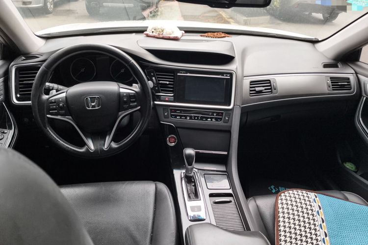 Used Honda Spirior 2015 2.0L Collector's Edition Center Console