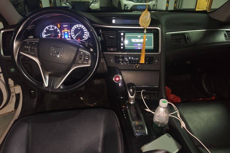 Used Honda Spirior 2015 2.0L Collector's Edition Center Console