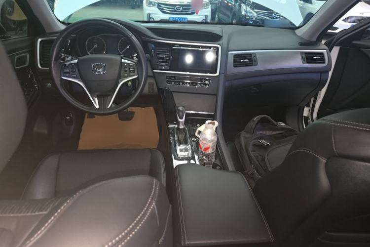 Used Honda Spirior 2015 2.0L Prestige Edition Center Console