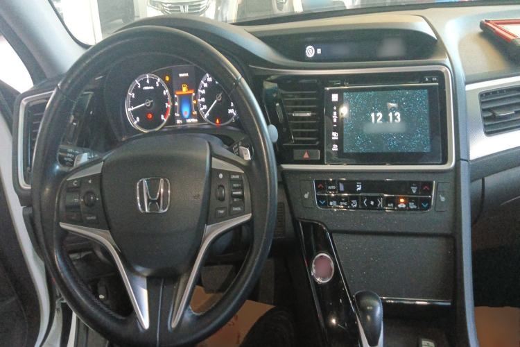 Used Honda Spirior 2015 2.4L Prestige Edition Center Console
