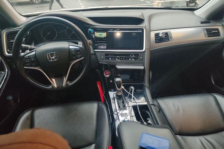 Used Honda Spirior 2015 2.4L Prestige Edition Center Console