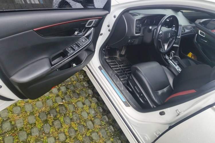 Used Honda Spirior 2015 2.4L Si Driver Seat