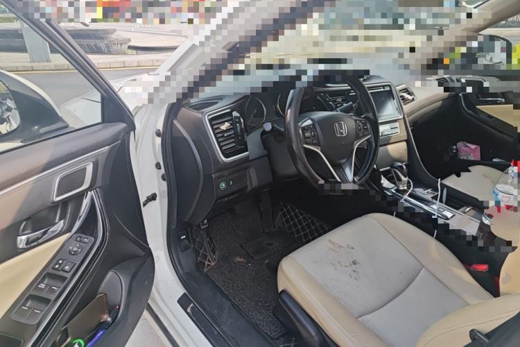 Used Honda Spirior 2015 2.0L Luxury Edition Driver Seat