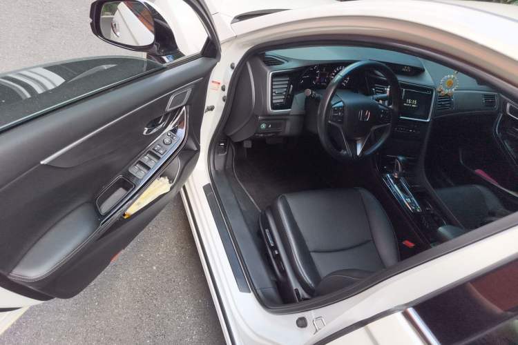 Used Honda Spirior 2015 2.0L Prestige Edition Driver Seat