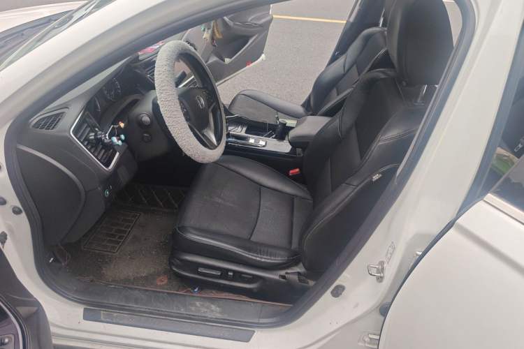 Used Honda Spirior 2015 2.0L Prestige Edition Driver Seat