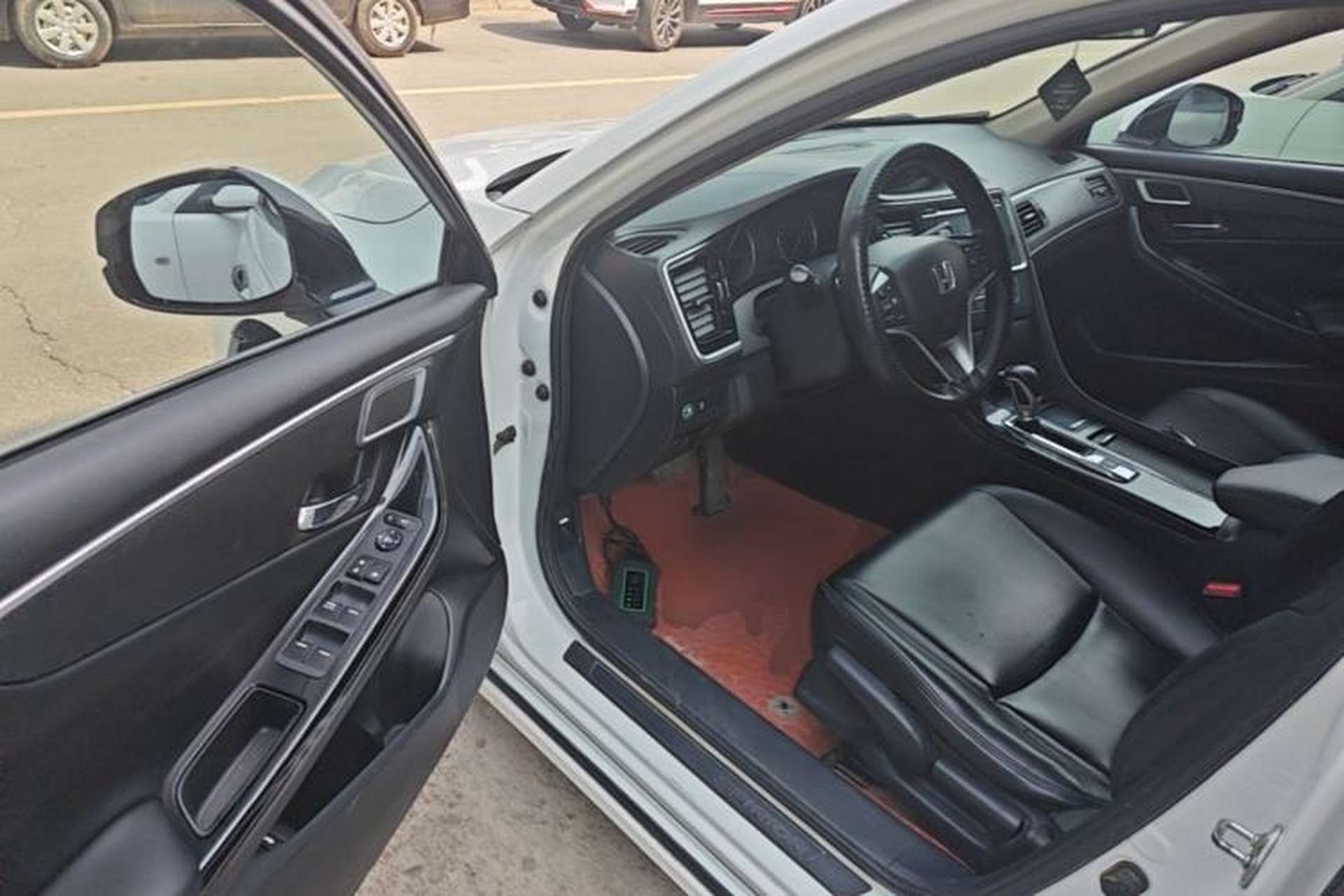 Used Honda Spirior 2015 2.0L Luxury Edition Driver Seat