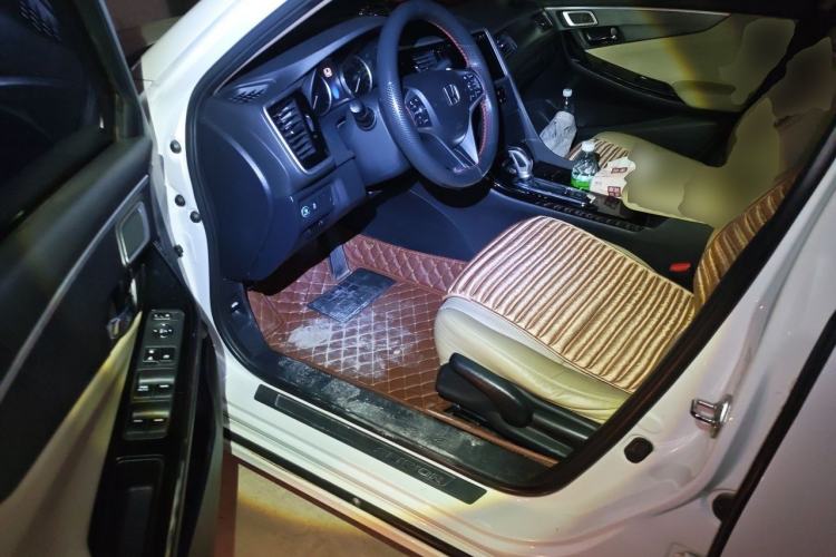 Used Honda Spirior 2015 2.0L Luxury Edition Driver Seat
