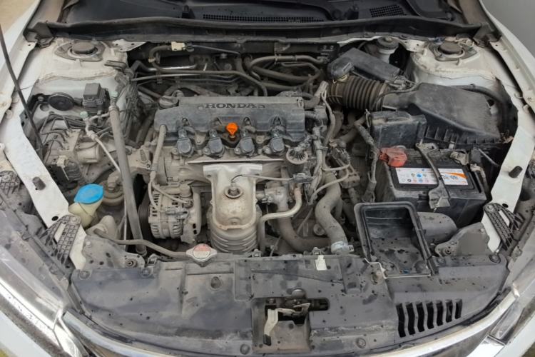Used Honda Spirior 2015 2.0L Luxury Edition Engine Bay