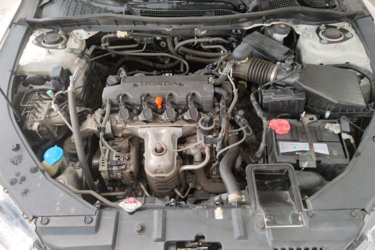 Used Honda Spirior 2015 2.0L Prestige Edition Engine Bay