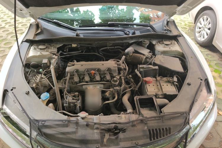 Used Honda Spirior 2015 2.0L Prestige Edition Engine Bay