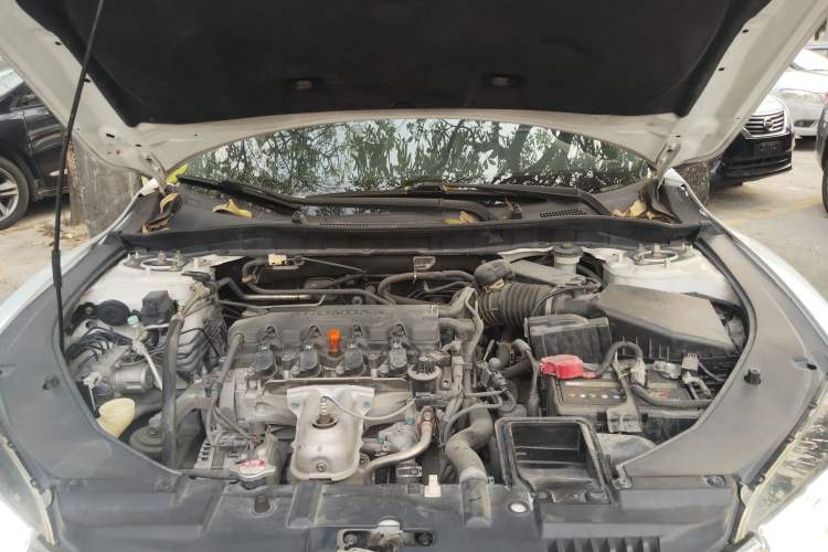 Used Honda Spirior 2015 2.0L Prestige Edition Engine Bay
