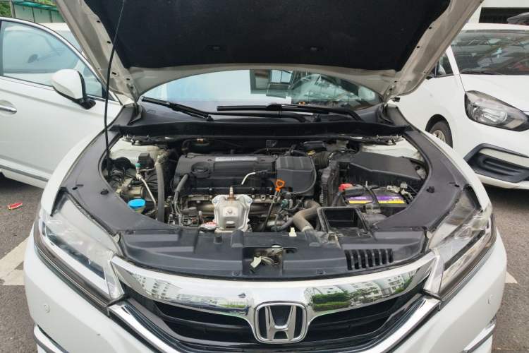 Used Honda Spirior 2015 2.4L Prestige Edition Engine Bay