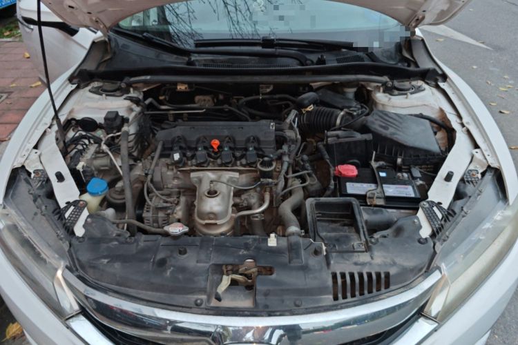Used Honda Spirior 2015 2.0L Luxury Edition Engine Bay
