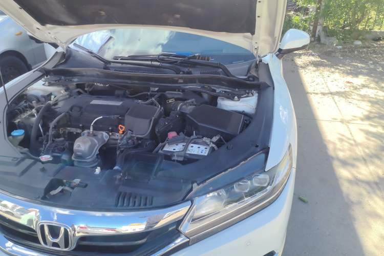 Used Honda Spirior 2015 2.4L Prestige Edition Engine Bay Left