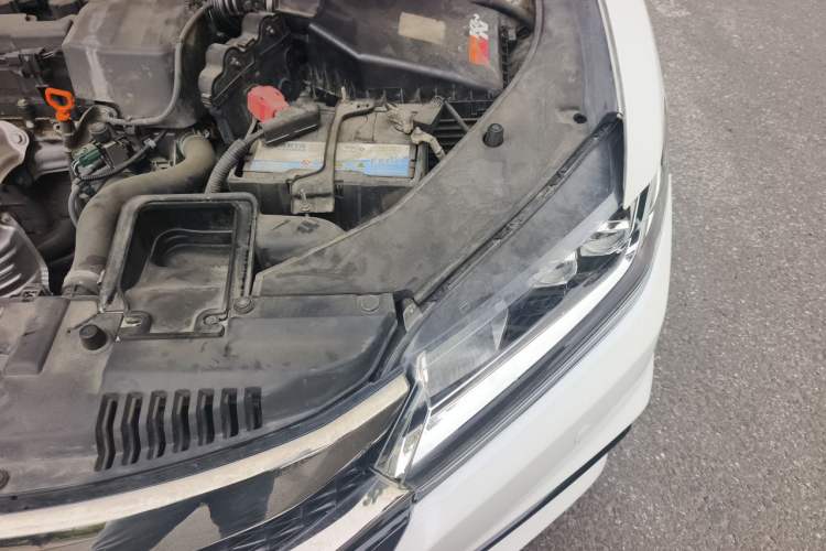 Used Honda Spirior 2015 2.4L Prestige Edition Engine Bay Left