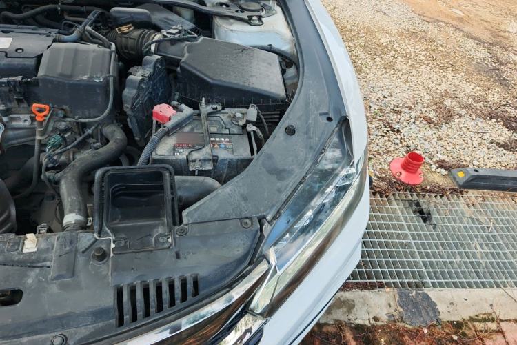 Used Honda Spirior 2015 2.4L Si Engine Bay Left