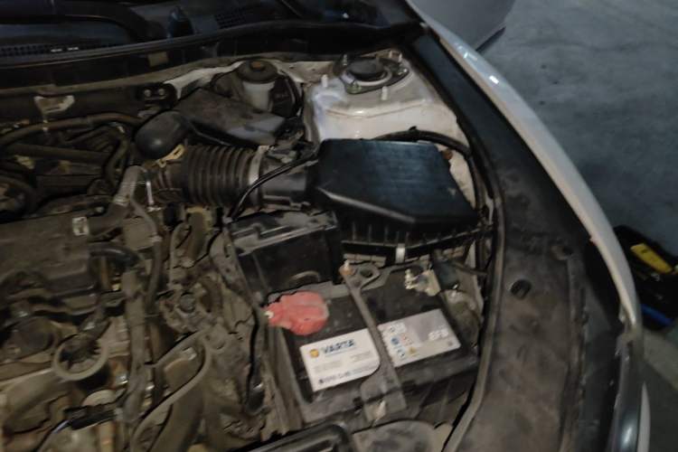 Used Honda Spirior 2015 2.0L Prestige Edition Engine Bay Left
