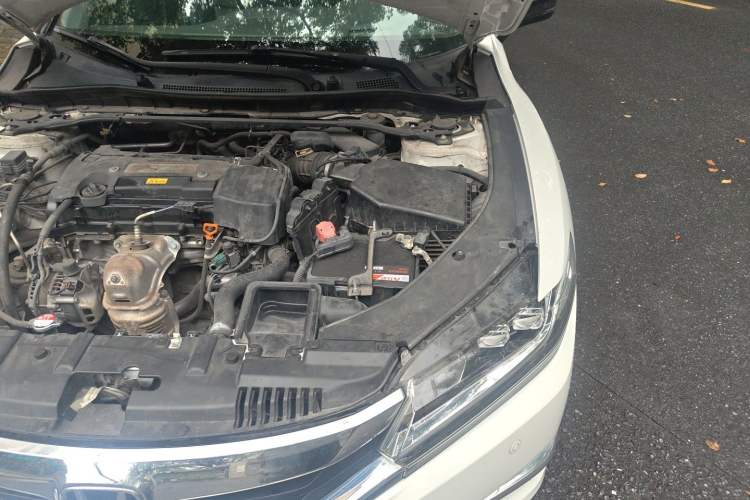 Used Honda Spirior 2015 2.4L Prestige Edition Engine Bay Left