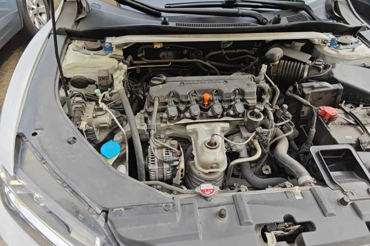Used Honda Spirior 2015 2.0L Prestige Edition Engine Bay Right