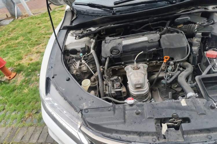 Used Honda Spirior 2015 2.4L Si Engine Bay Right