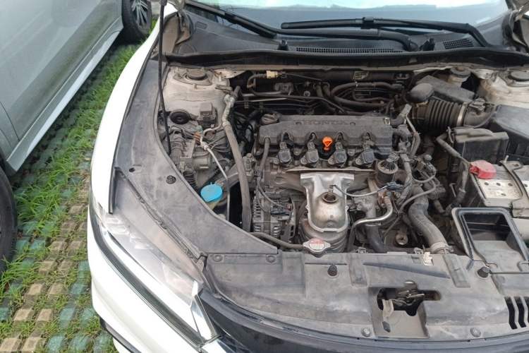 Used Honda Spirior 2015 2.0L Prestige Edition Engine Bay Right