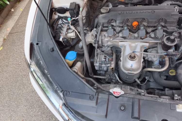 Used Honda Spirior 2015 2.0L Prestige Edition Engine Bay Right