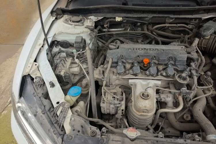 Used Honda Spirior 2015 2.0L Luxury Edition Engine Bay Right