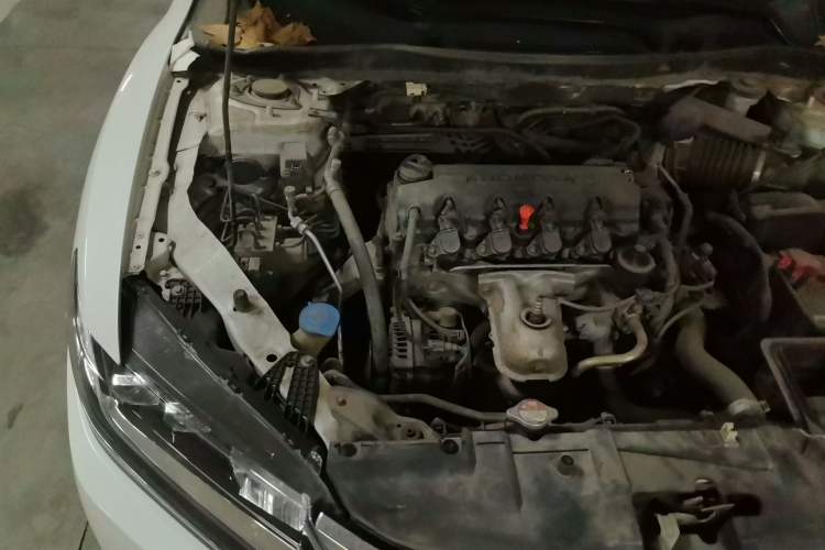 Used Honda Spirior 2015 2.0L Luxury Edition Engine Bay Right