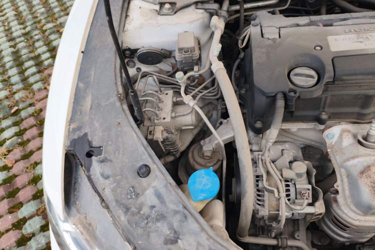Used Honda Spirior 2015 2.4L Prestige Edition Engine Bay Right