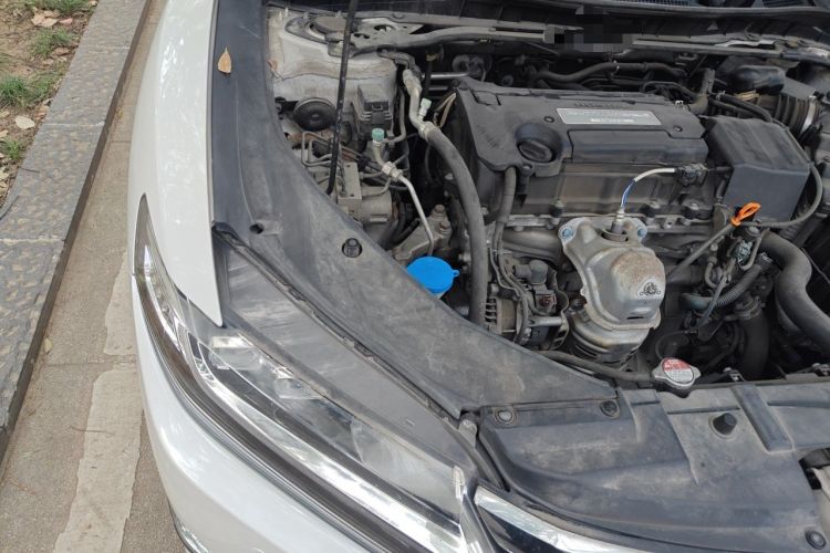 Used Honda Spirior 2015 2.4L Prestige Edition Engine Bay Right