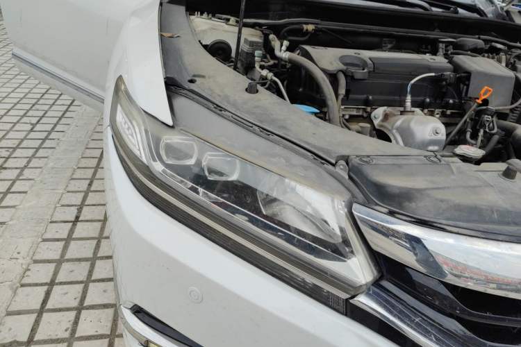 Used Honda Spirior 2015 2.4L Prestige Edition Engine Bay Right