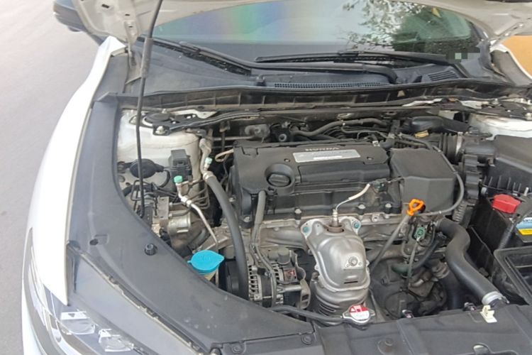 Used Honda Spirior 2015 2.4L Prestige Edition Engine Bay Right