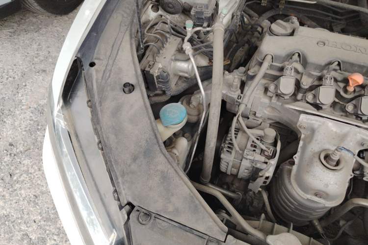 Used Honda Spirior 2015 2.0L Prestige Edition Engine Bay Right