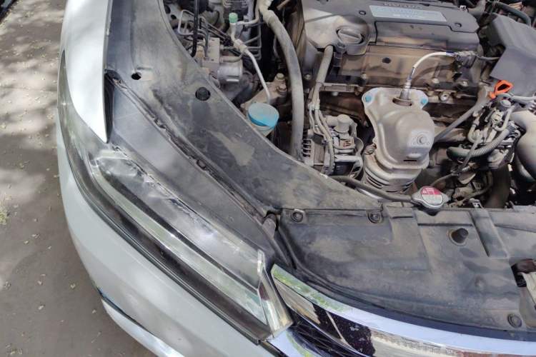 Used Honda Spirior 2015 2.4L Prestige Edition Engine Bay Right