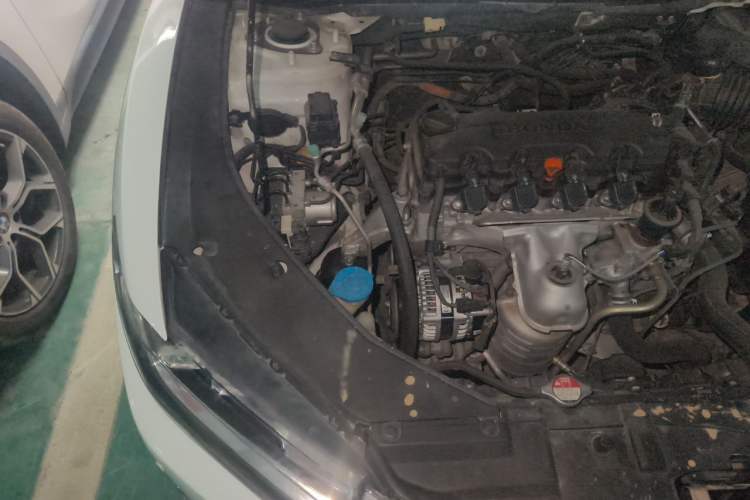 Used Honda Spirior 2015 2.0L Prestige Edition Engine Bay Right