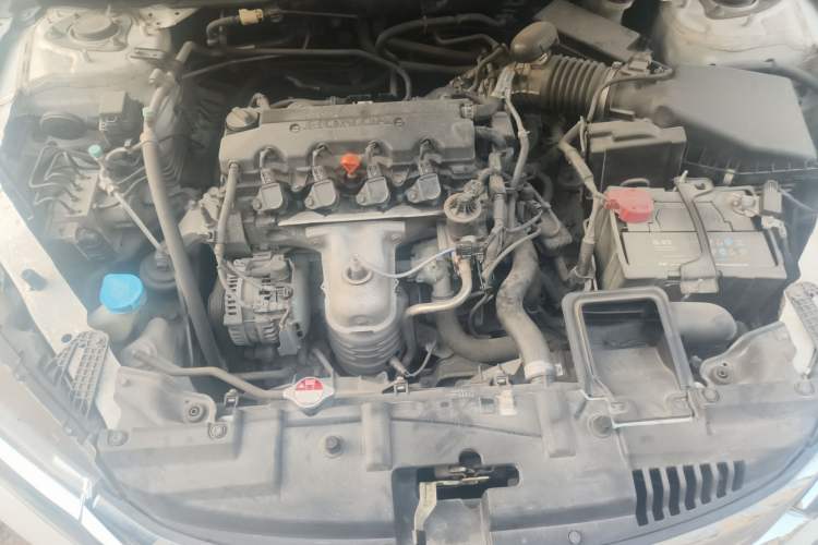 Used Honda Spirior 2015 2.0L Luxury Edition Engine Bay