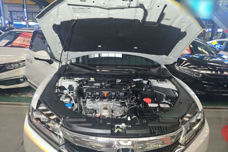 Used Honda Spirior 2015 2.0L Prestige Edition Engine Bay