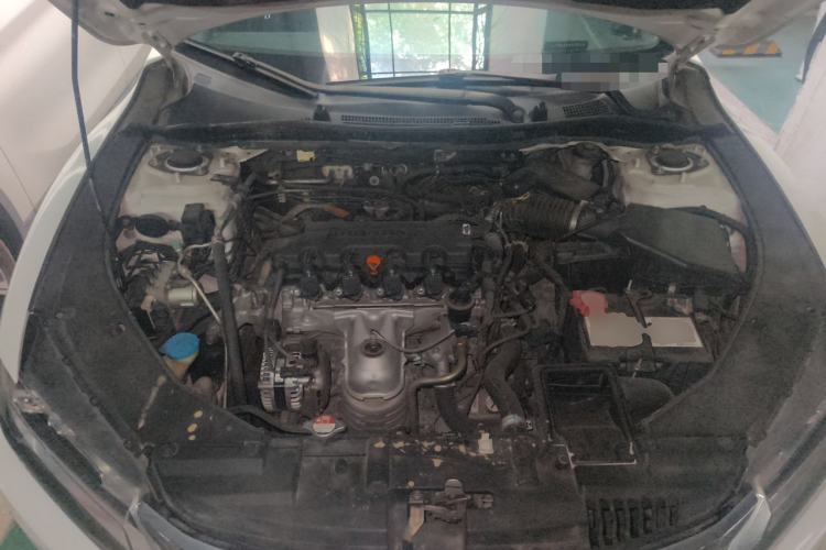 Used Honda Spirior 2015 2.0L Prestige Edition Engine Bay