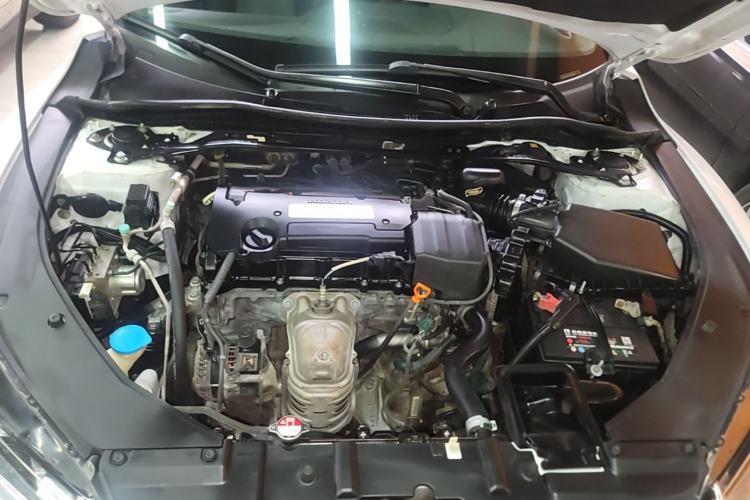 Used Honda Spirior 2015 2.4L Prestige Edition Engine Bay