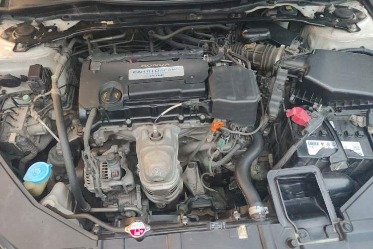 Used Honda Spirior 2015 2.4L Prestige Edition Engine Bay