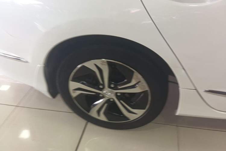 Used Honda Spirior 2015 2.4L Prestige Edition Exterior 3