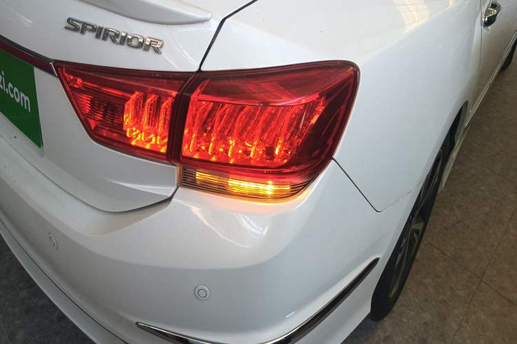 Used Honda Spirior 2015 2.4L Prestige Edition Exterior 3