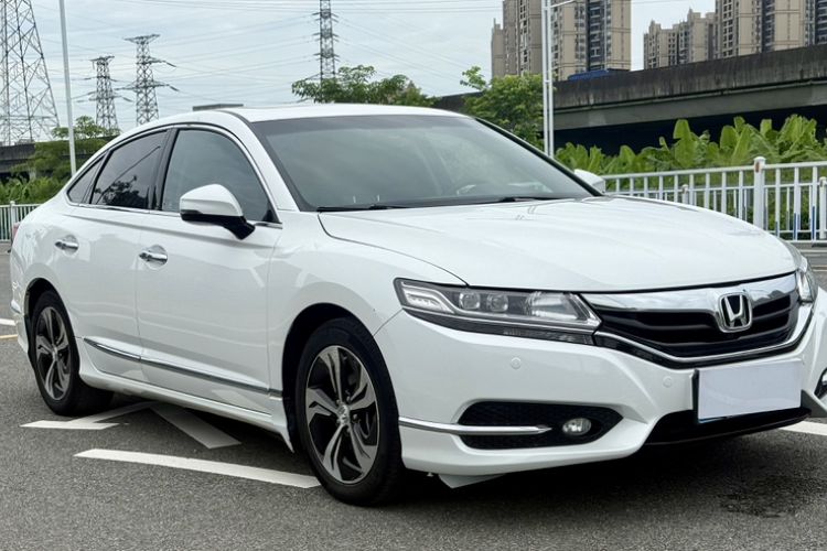 Used Honda Spirior 2015 2.4L Prestige Edition Exterior 4