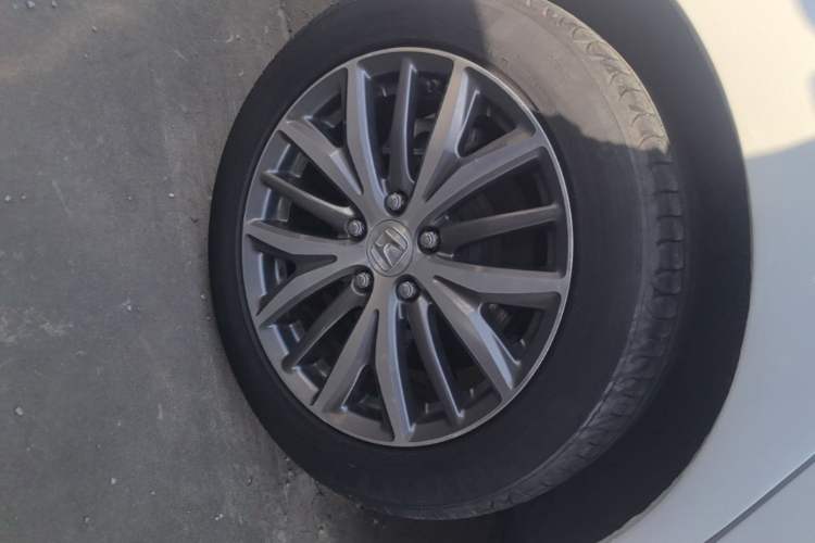 Used Honda Spirior 2015 2.0L Luxury Edition Exterior 5
